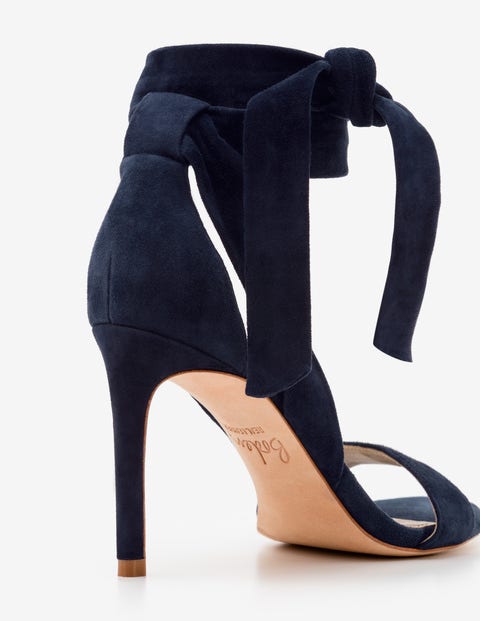 Primrose Pumps - Navy Primrose Pumps - Navy