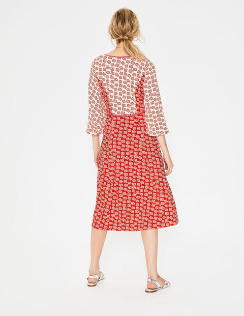 Robe Midi Bella En Jersey - Motif Falling Petal rouge vif Robe Midi Bella En Jersey - Motif Falling Petal rouge vif