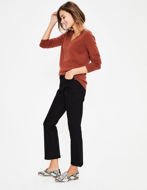 Cashmere Relaxed V-Neck Jumper - Conker Cashmere Relaxed V-Neck Jumper - Conker