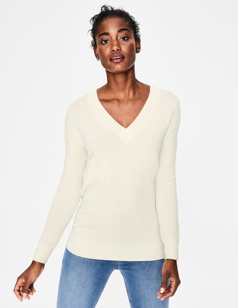 Cashmere Relaxed V-Neck Jumper - Ivory Cashmere Relaxed V-Neck Jumper - Ivory
