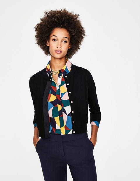 Amelia Kurzer Cardigan - Schwarz Amelia Kurzer Cardigan - Schwarz