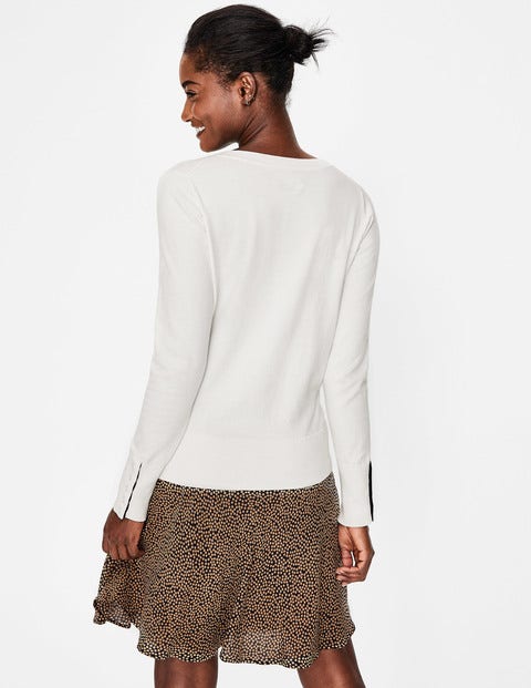 Tilda V Neck Sweater - Ivory Tilda V Neck Sweater - Ivory