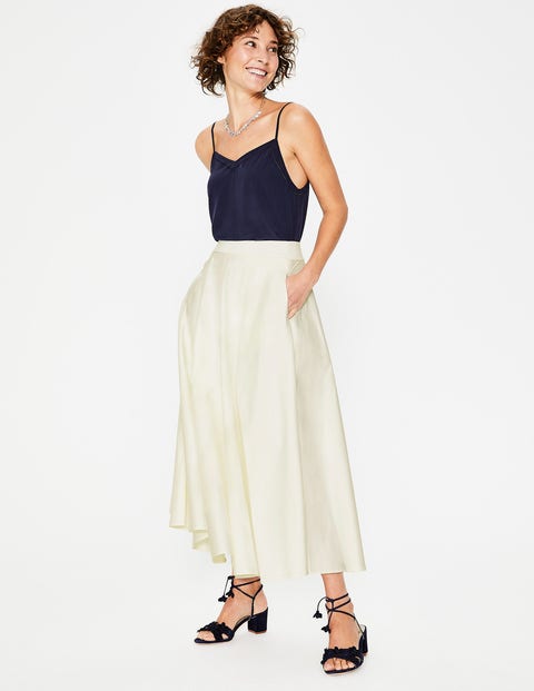 Women’s New In | Latest Women’s Fashion | Boden UK