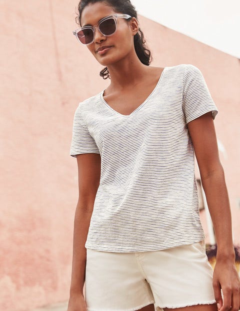 The Cotton V-neck Tee - Ivory/Navy The Cotton V-neck Tee - Ivory/Navy