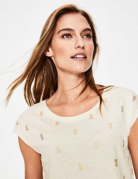 Robyn T-Shirt Aus Jersey - Naturweiß/Ananas-Goldfoliendruck Robyn T-Shirt Aus Jersey - Naturweiß/Ananas-Goldfoliendruck