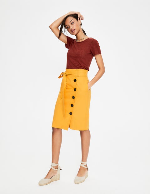 Olivia Linen Back Detail Tee - Conker Olivia Linen Back Detail Tee - Conker
