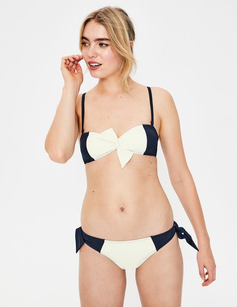 Capri Bikini Top - Ivory/Navy Capri Bikini Top - Ivory/Navy