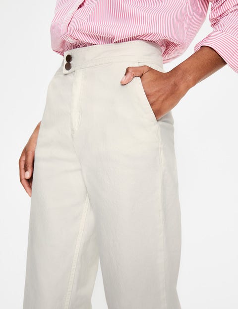 The Camberwell Cropped Jeans - Ecru The Camberwell Cropped Jeans - Ecru