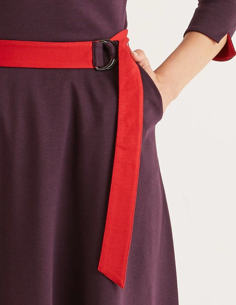 Nerissa Ponte Dress - Fig/Poinsetta Nerissa Ponte Dress - Fig/Poinsetta