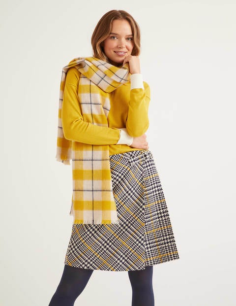 Eleanor Tweed Kilt - Yellow Prince of Wales Eleanor Tweed Kilt - Yellow Prince of Wales