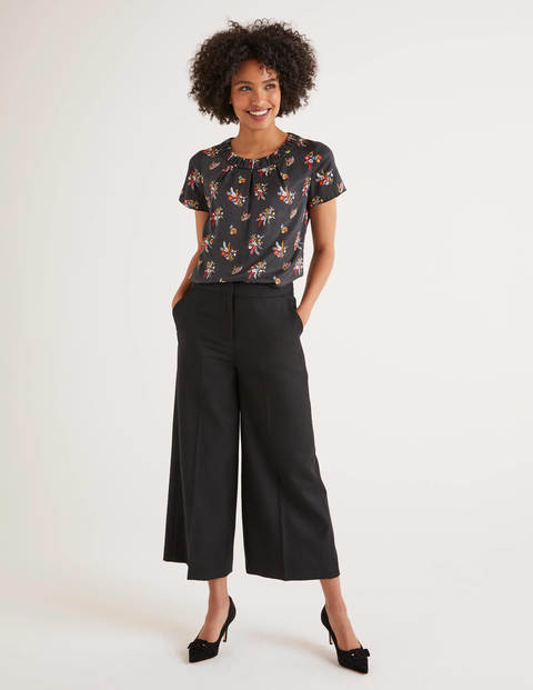 Carey Top - Raven, Country Posy Tiny Carey Top - Raven, Country Posy Tiny