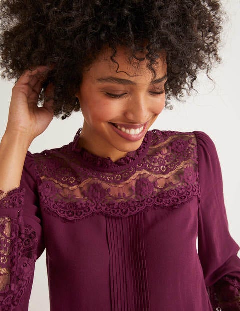 Joanna Top - Ruby Ring Joanna Top - Ruby Ring