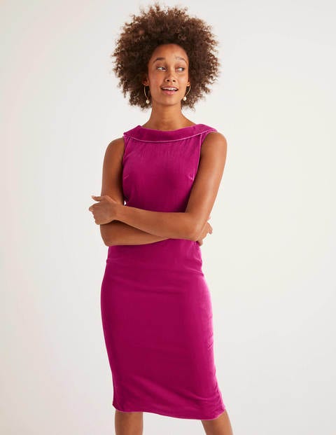 Velvet Seam Detail Martha - English Berry Velvet Seam Detail Martha - English Berry