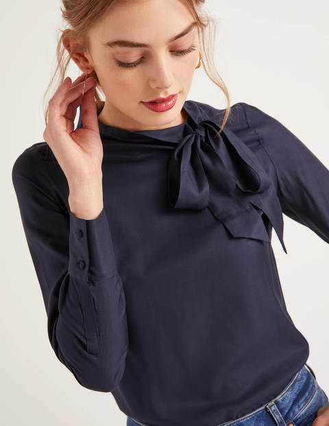 Aria Blouse - Navy Aria Blouse - Navy