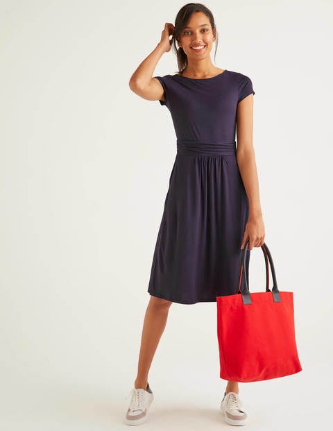 boden red dress with sleeves