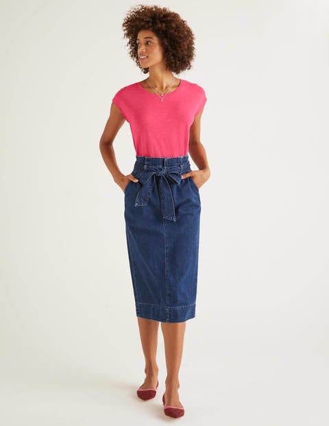 The Cotton Tee - Bright Camellia The Cotton Tee - Bright Camellia