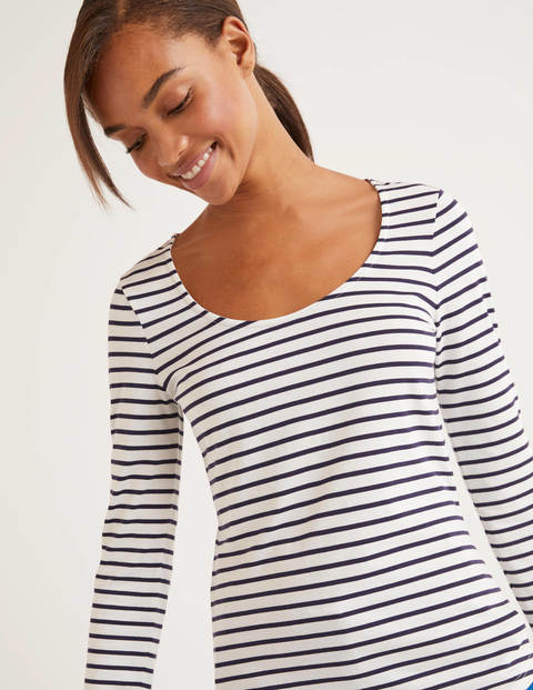 Supersoft Scoop Neck Tee - Ivory/Navy Supersoft Scoop Neck Tee - Ivory/Navy