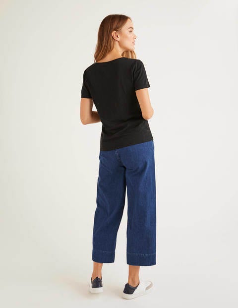 The Cotton V-neck Tee - Black The Cotton V-neck Tee - Black