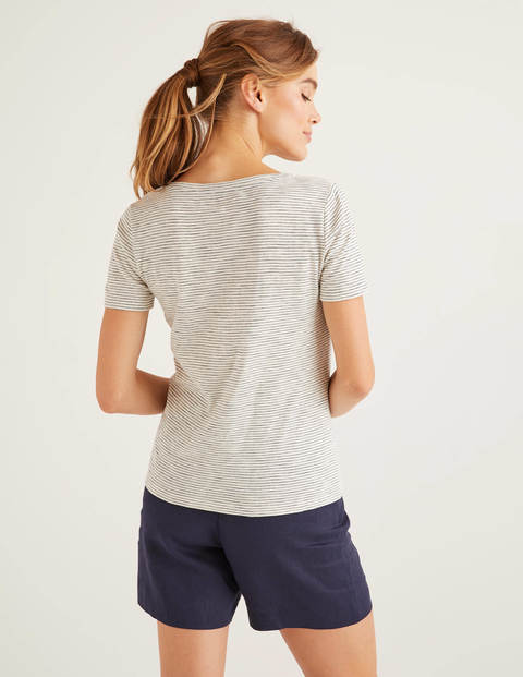 The Cotton V-neck Tee - Ivory/Navy The Cotton V-neck Tee - Ivory/Navy