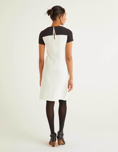 Lizzie Ottoman-Kleid - Naturweiß/Schwarz Lizzie Ottoman-Kleid - Naturweiß/Schwarz