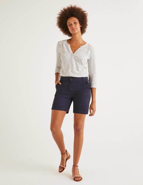 Daisy Chinoshorts - Navy Daisy Chinoshorts - Navy