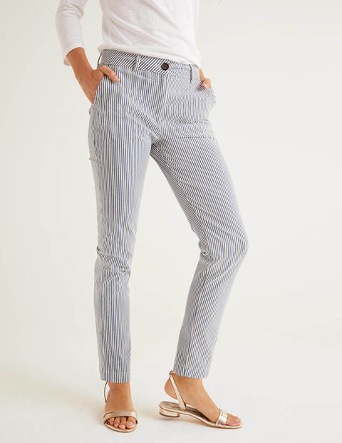 Daisy Chinohose - Feine Streifen Daisy Chinohose - Feine Streifen