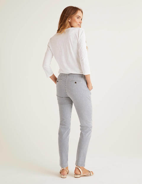 Daisy Chinohose - Feine Streifen Daisy Chinohose - Feine Streifen