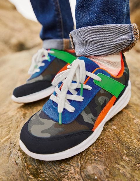 Turnschuhe Mit Blockfarben - Kräutergrün, Camouflage Turnschuhe Mit Blockfarben - Kräutergrün, Camouflage