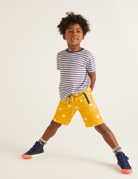 Abenteuer-Shorts - Sonnengelb, Sterne Abenteuer-Shorts - Sonnengelb, Sterne