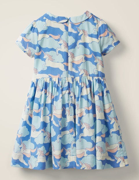 Nostalgisches Gemustertes Kleid Mit Kragen - Dezentes Blau, Einhörner/Himmel Nostalgisches Gemustertes Kleid Mit Kragen - Dezentes Blau, Einhörner/Himmel