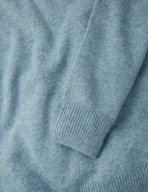 Lambswool Blend V-neck - Topaz Blue Lambswool Blend V-neck - Topaz Blue
