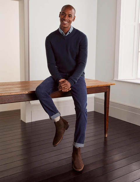 Lambswool V-neck - Navy Lambswool V-neck - Navy