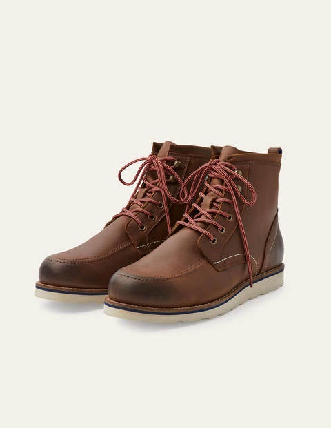 Leather Chukka Boots - Brown Leather