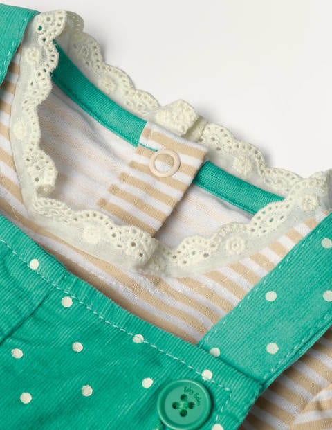Latzhosen-Set mit Applikationsaufnäher - Spargelgrün, Schmetterling Latzhosen-Set mit Applikationsaufnäher - Spargelgrün, Schmetterling