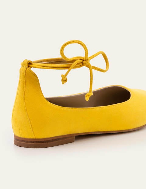 Effie Ballerinas mit Knöchelriemchen - Maisgelb Effie Ballerinas mit Knöchelriemchen - Maisgelb