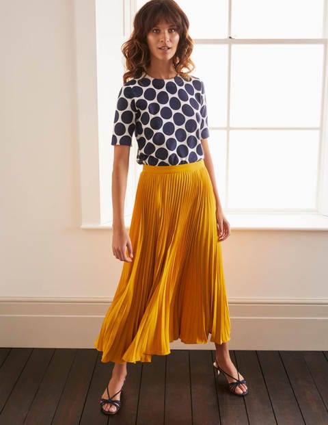 Abingdon Cotton Knitted Tee - Ivory and Navy, Brand Spot Abingdon Cotton Knitted Tee - Ivory and Navy, Brand Spot