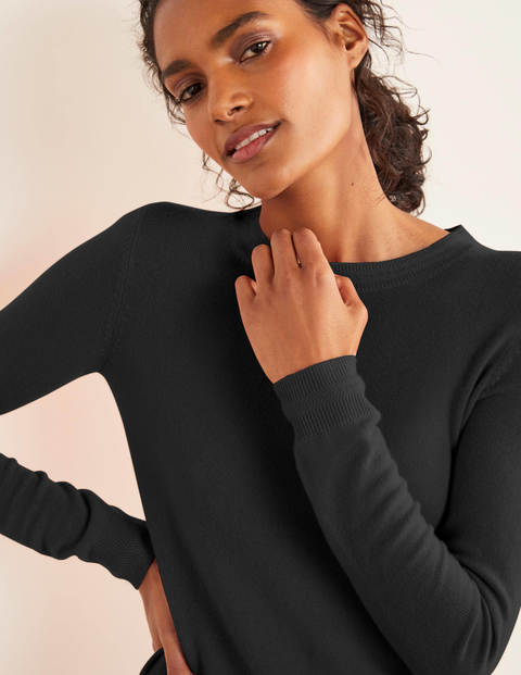 Cashmere Crew Neck Sweater - Black Cashmere Crew Neck Sweater - Black