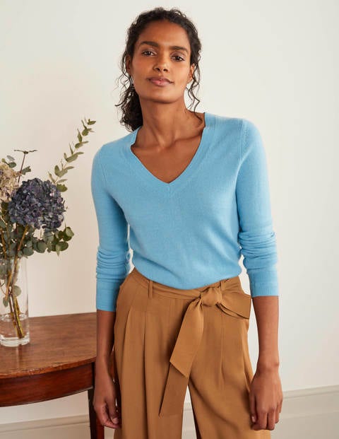 Cashmere V-neck Sweater - Lomond Blue Cashmere V-neck Sweater - Lomond Blue
