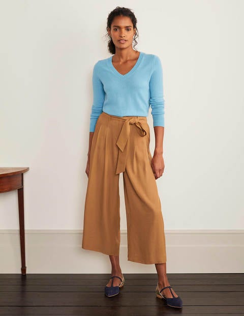 Cashmere V-neck Sweater - Lomond Blue Cashmere V-neck Sweater - Lomond Blue