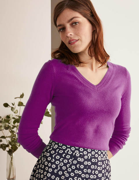 Cashmere V-neck Sweater - Jewel Purple Cashmere V-neck Sweater - Jewel Purple