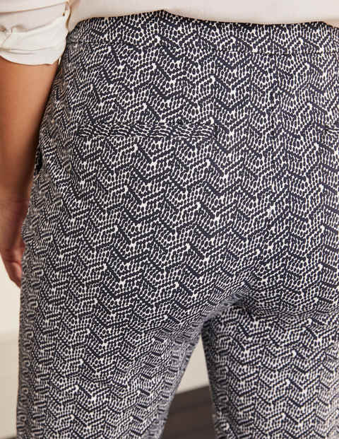 Richmond 7/8 Pants - French Navy, Pebble Chevron Richmond 7/8 Pants - French Navy, Pebble Chevron