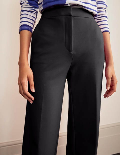 Hampshire Ponte Wideleg Pants - Black Hampshire Ponte Wideleg Pants - Black