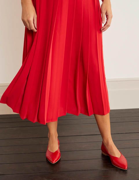 Musgrove Pleated Skirt - RED Musgrove Pleated Skirt - RED