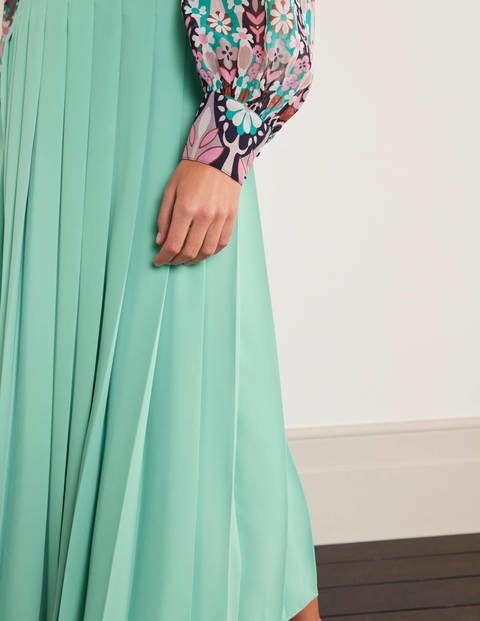 Musgrove Pleated Skirt - Icicle Green Musgrove Pleated Skirt - Icicle Green