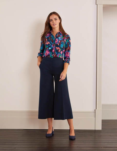 Das Seidenhemd - Navy, Große Blüten Das Seidenhemd - Navy, Große Blüten