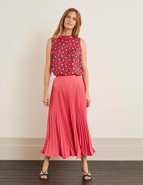 Kristen Pleated Skirt - Bright Camellia Kristen Pleated Skirt - Bright Camellia