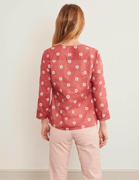 Diana Oberteil mit Stickerei - Rot, Gänseblümchenstickerei Diana Oberteil mit Stickerei - Rot, Gänseblümchenstickerei