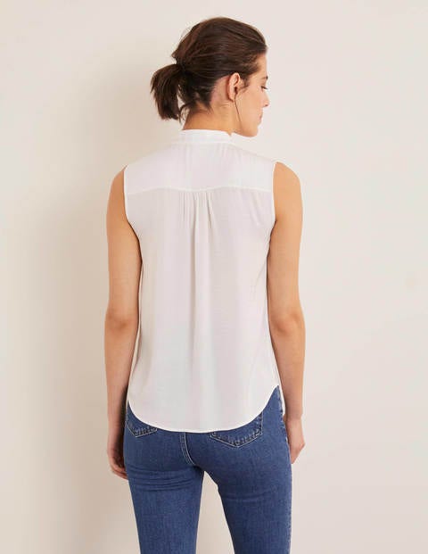 Maggie Blouse - Ivory Maggie Blouse - Ivory