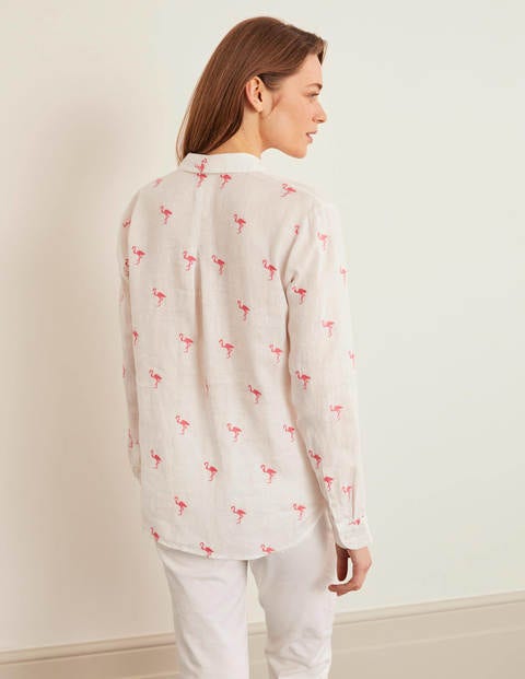 Chemise brodée en lin - Blanc avec motif flamant rose Chemise brodée en lin - Blanc avec motif flamant rose