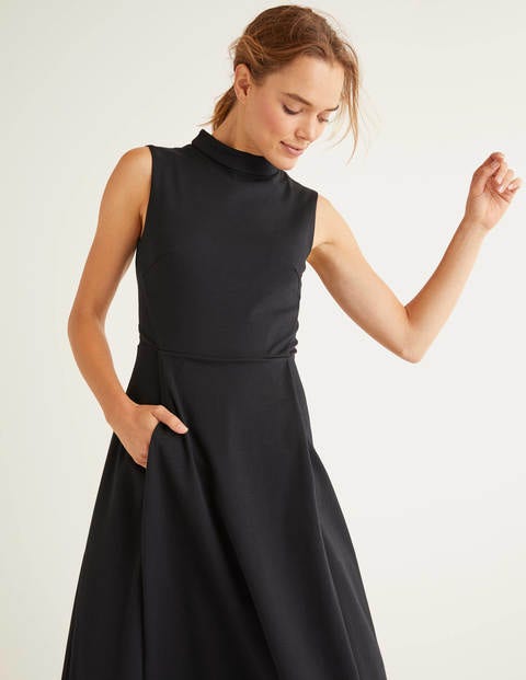 Miriam Ponte Midi Dress - Black Miriam Ponte Midi Dress - Black